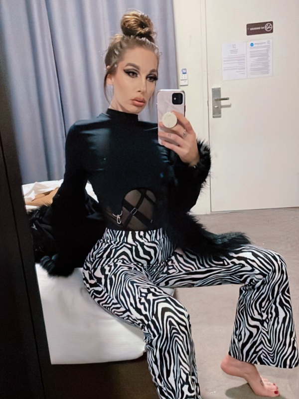 Miss Gia Marie Sydney escort Tel 0413030879