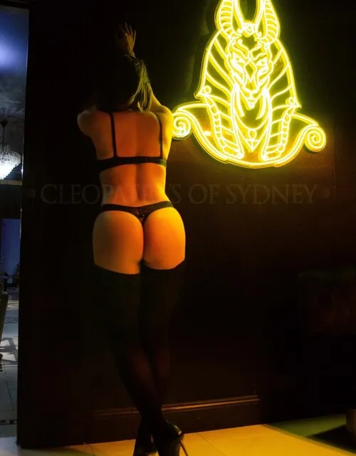 View Holly, Sydney Escort | Tel: 0296096668